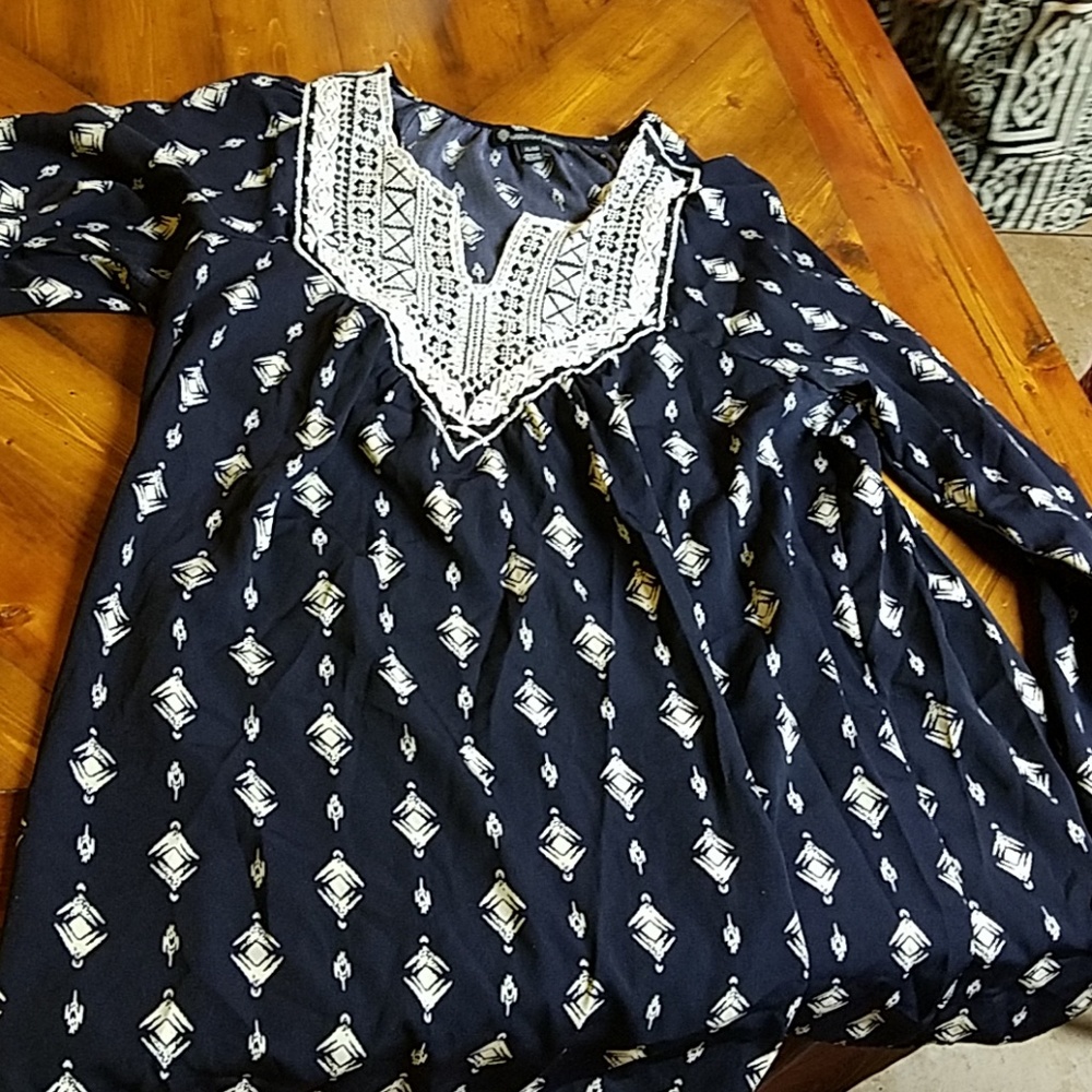 Navy with cream detail long sleeve beautiful shirt